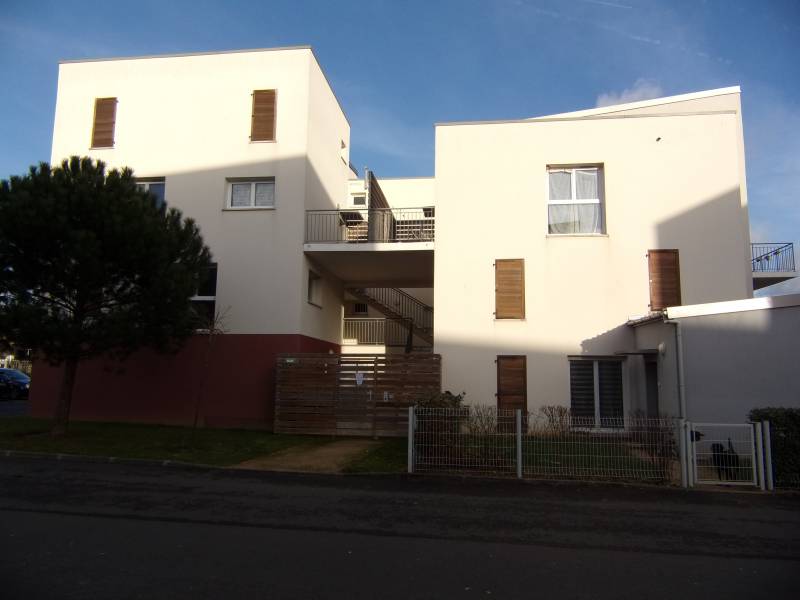 APPARTEMENT T3 VAL DE REUIL Résidence Domaine du Val 