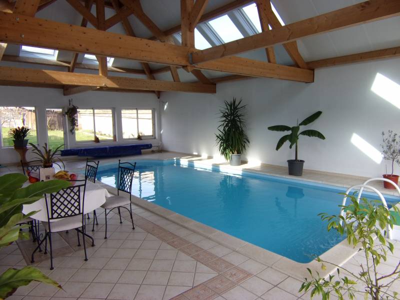A vendre à LERY 27690 maison traditionnelle avec piscine Desjoyaux