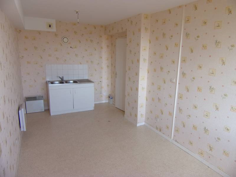 Appartement 3 chambres Val de Reuil résidence avec ascenseur Val de Reuil Centre ville Balcon