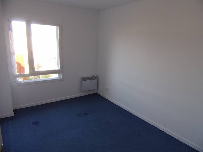 Appartement 3 chambres Val de Reuil résidence avec ascenseur Val de Reuil Centre ville Balcon