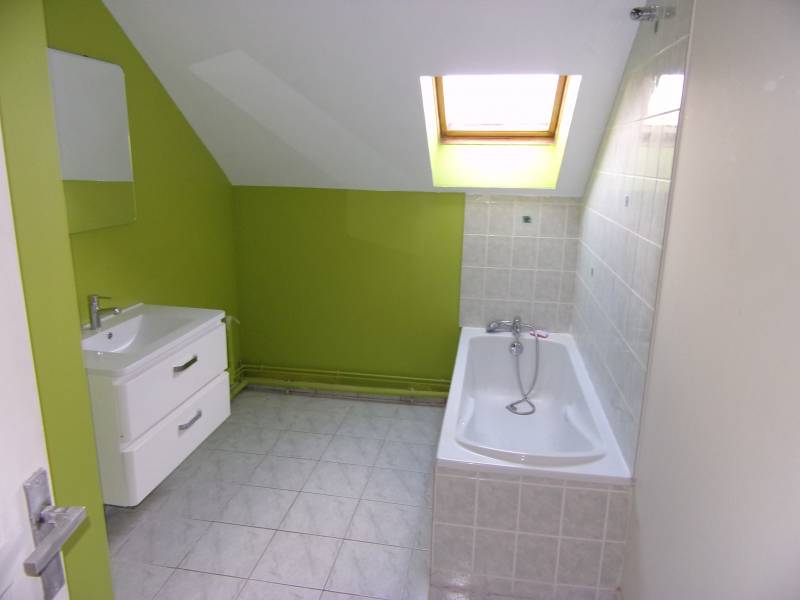 A vendre appartement F4 LOUVIERS 27400 avec salle de bains