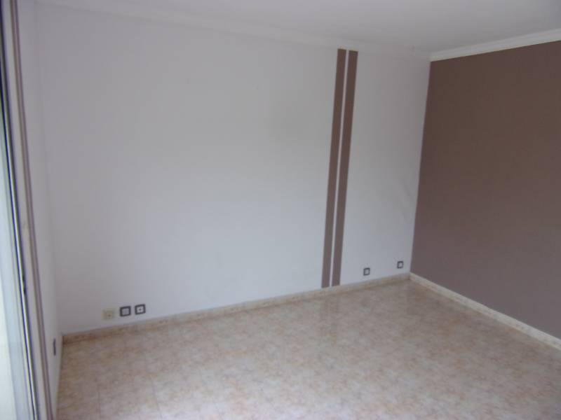 Appartement 2 pièces Louviers avec balcon Louviers Centre ville Balcon