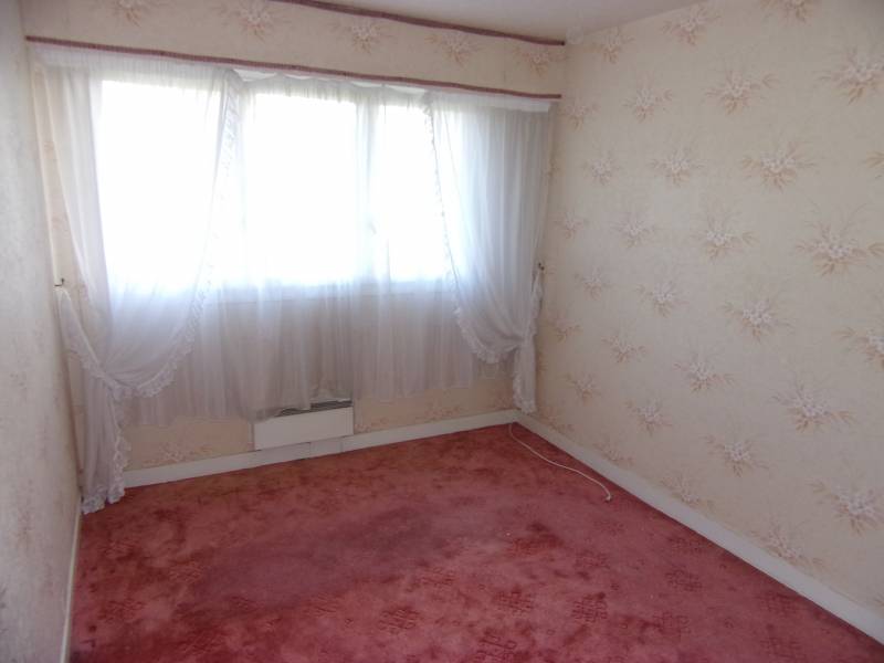 A vendre à LOUVIERS 27400 appartement F2 avec une chambre