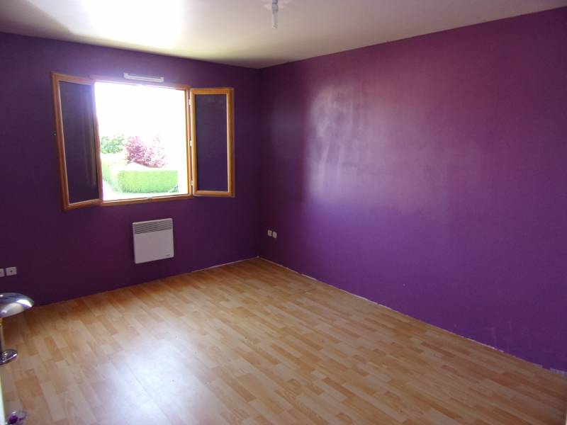 A vendre à AUBEVOYE 27940 maison récente avec chambre lumineuse