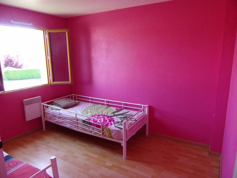 A vendre à AUBEVOYE 27940 maison récente avec chambre spacieuse