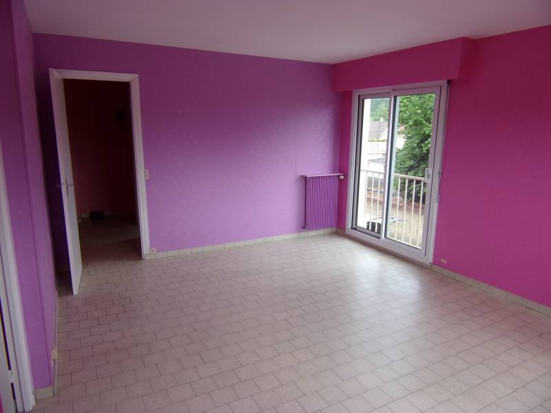 A vendre appartement de 52m² avec grand salon à LOUVIERS 27400