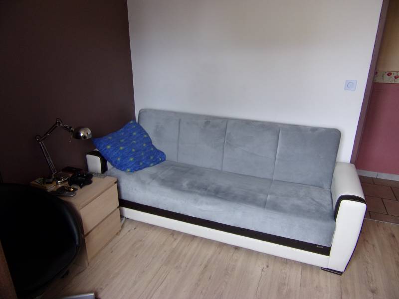 A vendre à VAL DE REUIL 27100 maison individuelle récente avec bureau