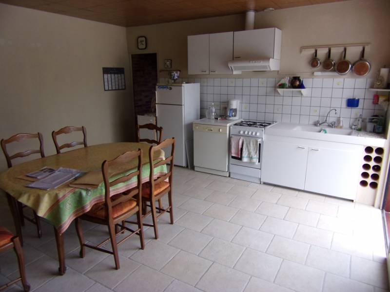 A vendre à SURVILLE 27400 maison ancienne 3 chambres