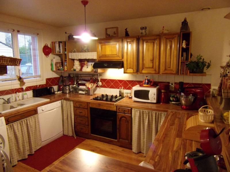 A vendre à VAL DE REUIL 27100 maison cuisine aménagée