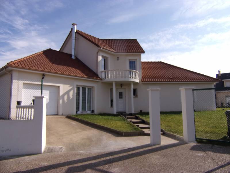 A vendre à LOUVIERS 27400 maison récente sans travaux