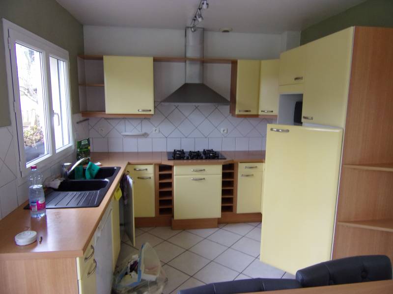 A acheter pavillon récente avec cuisine équipée à Incarville 27400