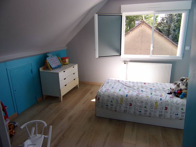A vendre à ALIZAY 27460 maison avec chambre avec dressing