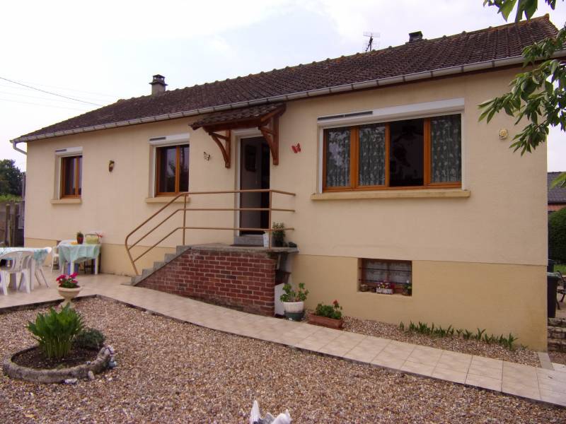 A vendre à PITRES 27590 maison de plain pied sur sous sol complet