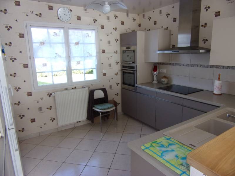 En vente maison traditionnelle 170 m² habitable avec 5 chambres à Fontaine Bellenger