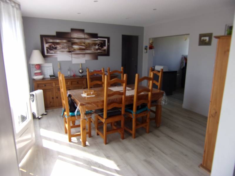 A vendre appartement F3 rénové à MUIDS - séjour