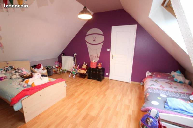 Achetez une maison ancienne rénovée avec 3  chambres et un jardin à Incarville