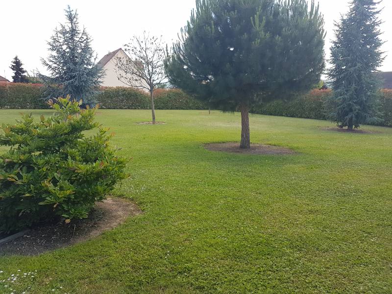 A vendre maison de 200 m², 5 chambres sur un jardin paysagé de 3600 m² à Andé (27430)