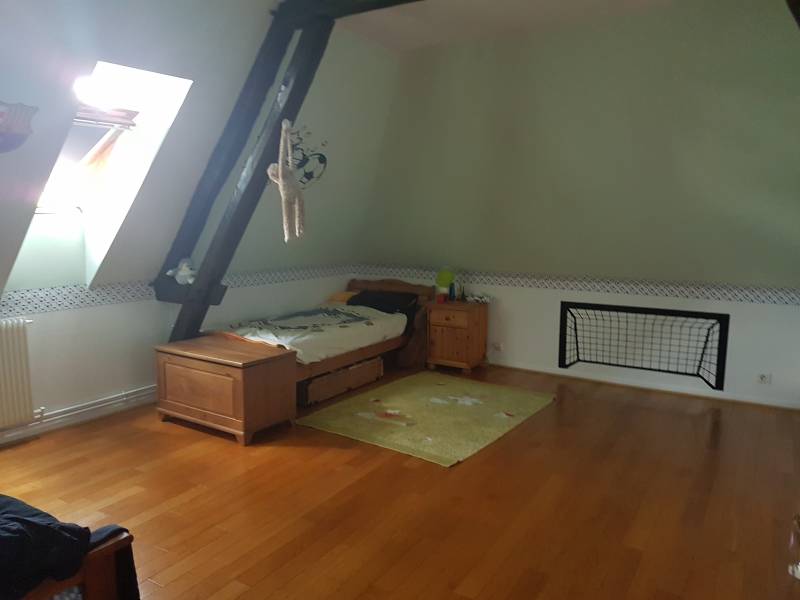 Vends maison type longére F5 avec 4 chambres dont 2 en rez-de-chaussée sur la commune de Montaure (27400)