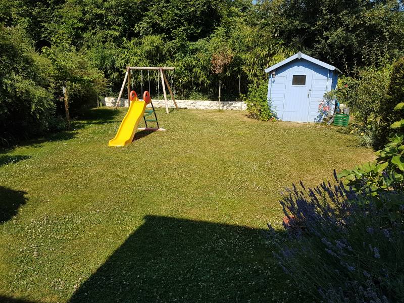 achetez une maison en très bon état de tpe F5 de 110 m² habitable, un garage et un jardin sur la commune de Val de Reuil (27100)