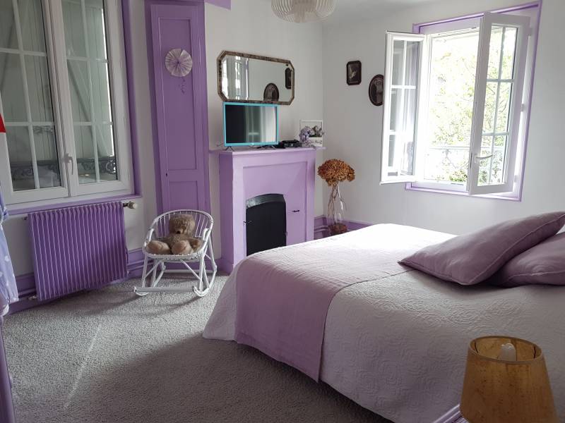 A vendre habitation ancienne de caractère avec 4 chambres sans le centre ville de Louviers (27400)