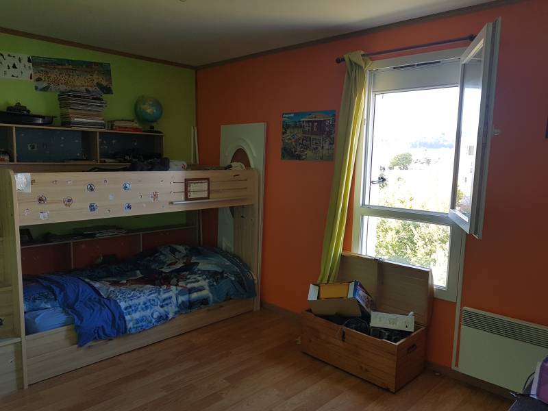 En vente appartement en duplex type F3  10 minutes de la gare dans une résidence sécurisée et fermée sur la commune de Val de Reuil (27100)