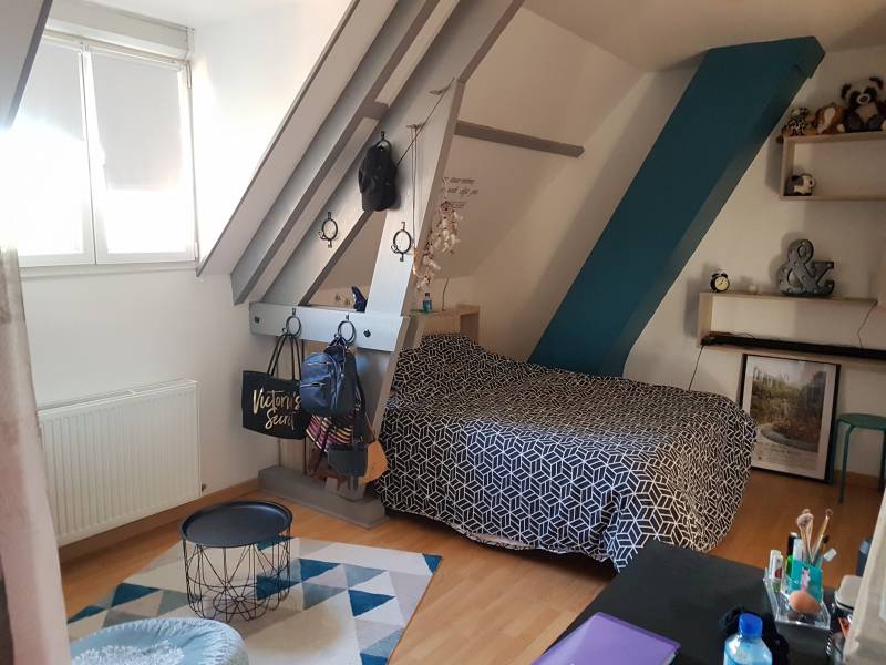 Achetez une maison de 2004 de 165 m² hbaitable avec 3 chambres et un sous sol sur un jardin de 6000 m² proche de Louviers à Amfreville sur iton (27400)
