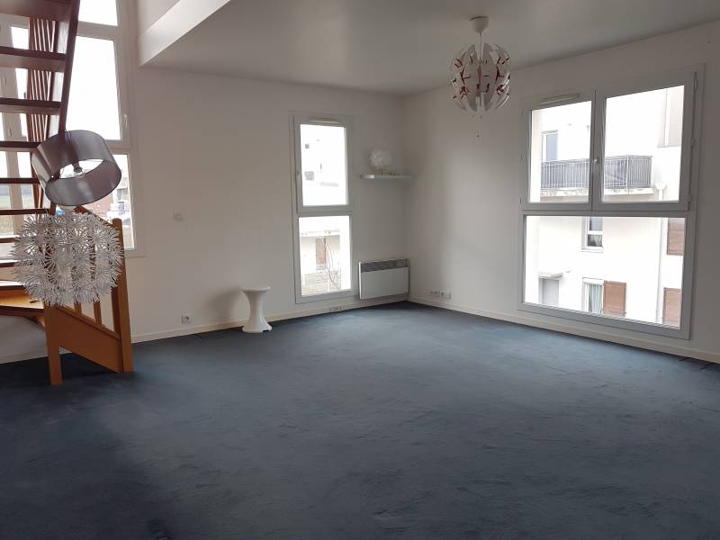 Achetez un appartement récente de type F3 en duplex avec 1 parking sur la commune de Val de Reuil