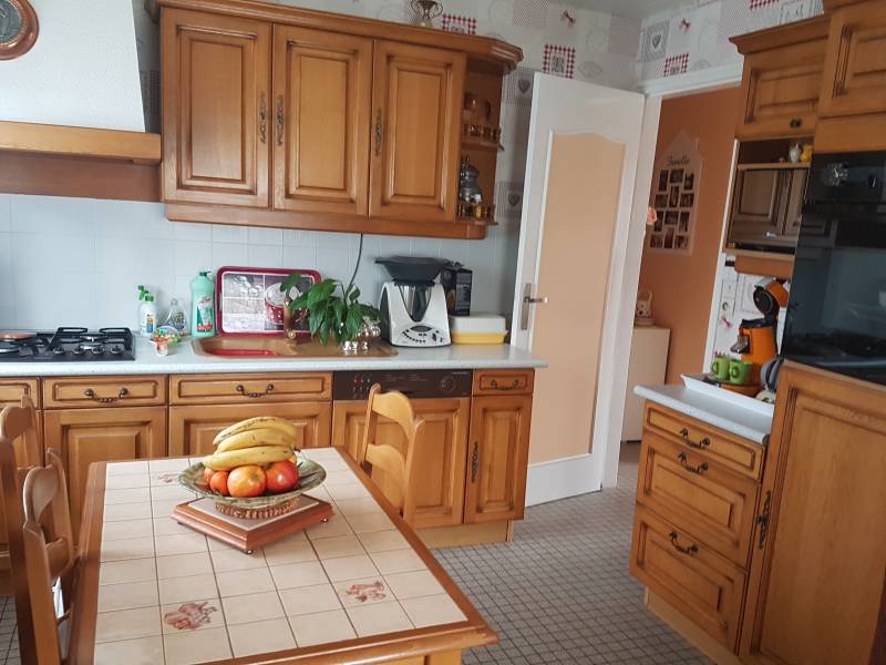 Achetez une maison en parfait état type F4 avec une cuisine ouverte équipée sur la commune de Pont de l'Arche (27340)