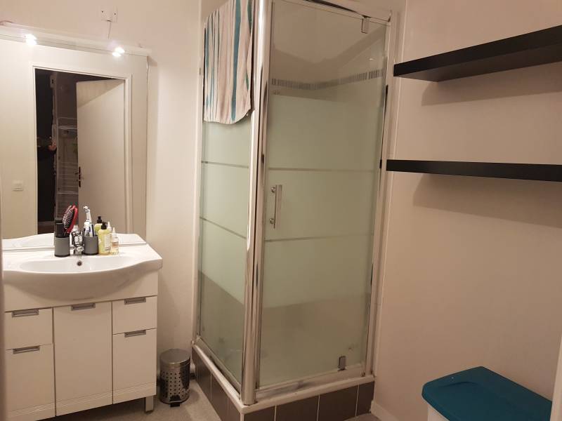 Vends appartement dans résidence récente sur la commune de Val de Reuil (27100)