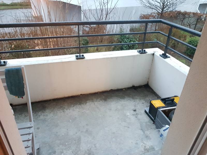 En vente appartement F1 disposant d'un balcon sur la commune de Val de Reuil (27100)