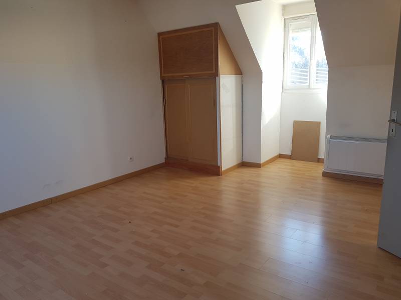 Vends maison de 125 m² 4 chambres sur sous sol complet avec jardin clos sur la commune de pont de l'Arche