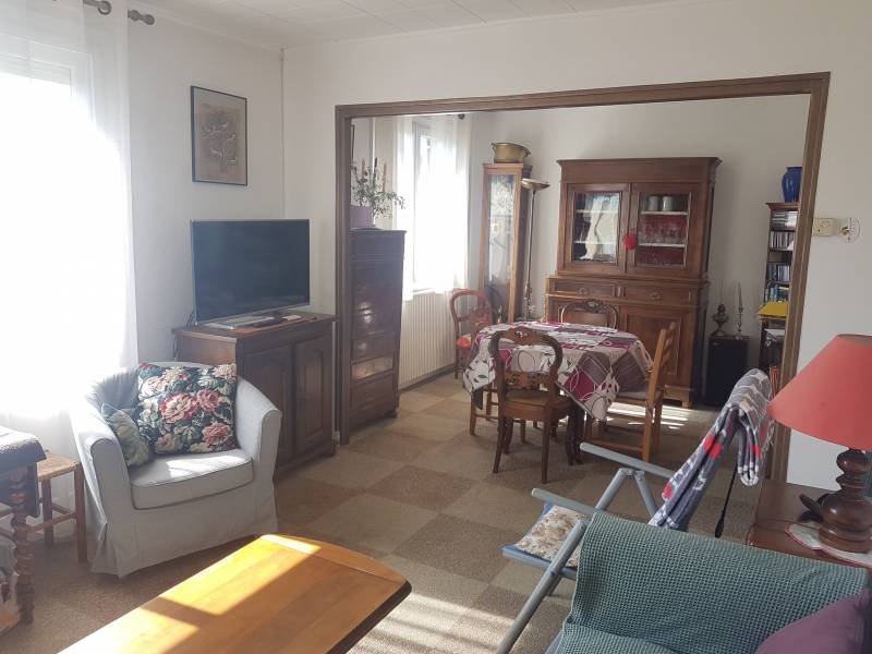 Achetez une maison F3 de plain pied de 65 m² avec un sous sol complet sur la commune de Muids (27430)