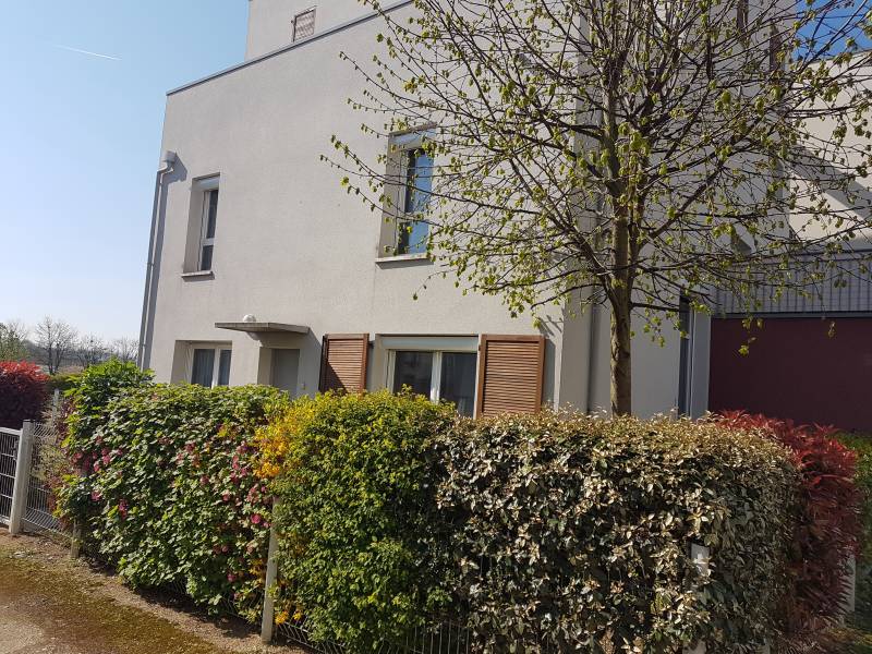 A vendre appartement F3 en duplex avec jardin sur la commune de Val de Reuil (27100)