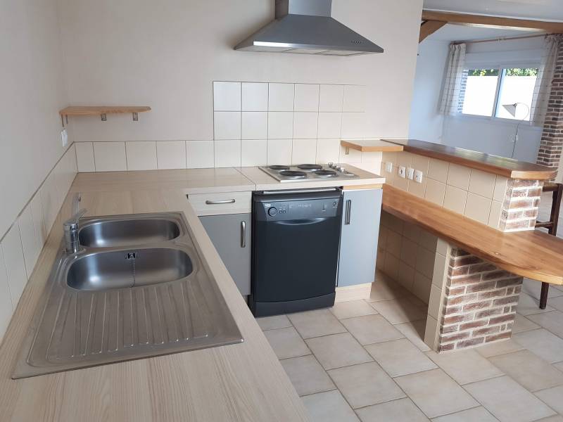 Vends maison ancienne avec 3 chambres avec jardin sur la commune de Léry (27690)