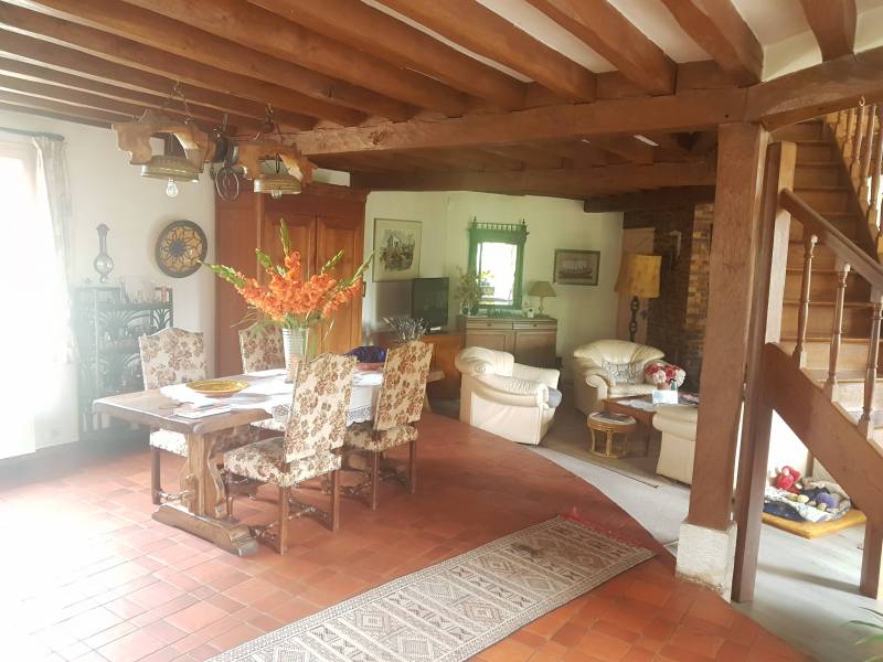 en vente maison de 195 m² avec séjour de 58 m² 4 chambres, dépendance et jardin clos à Léry