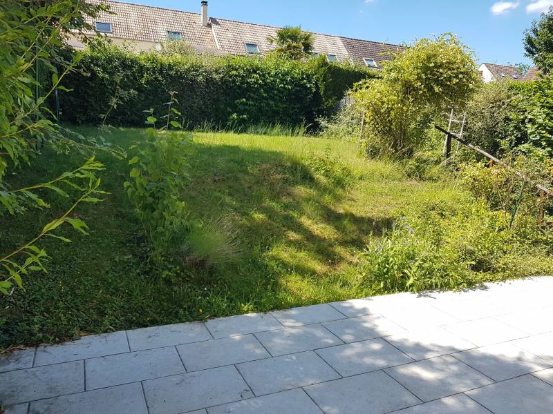 A vendre maison F4 95 m² habitable avec jardin clos et garage à val de Reuil