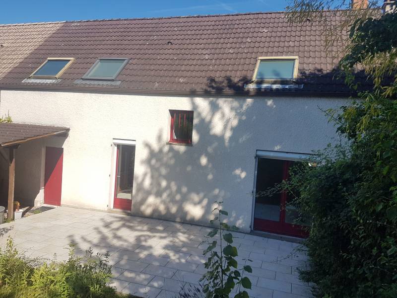 A vendre maison F4 95 m² habitbale avec garage et jardin à Val de Reuil