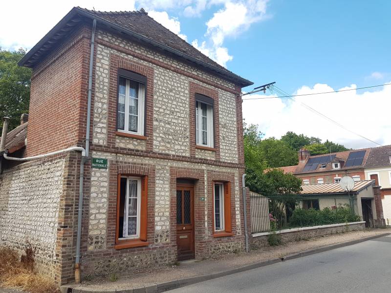 A vendre maison ancienne type F3 à Saint Etienne du Vauvray