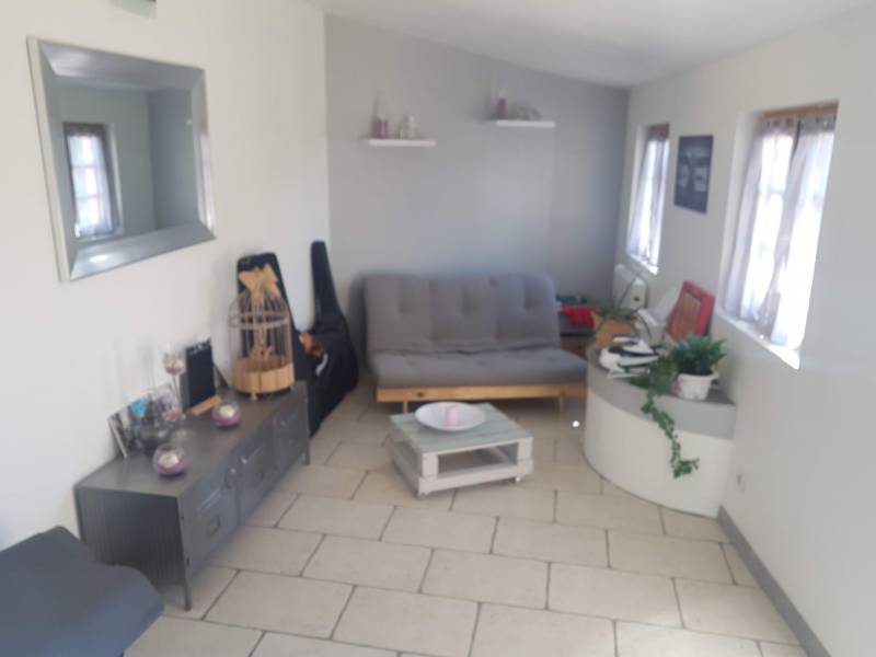 achetez une maison ancienne rénovée de 98 m² habitable sur un terrain de 750 m² sur la commune de Daubeuf prés vatteville (27430)