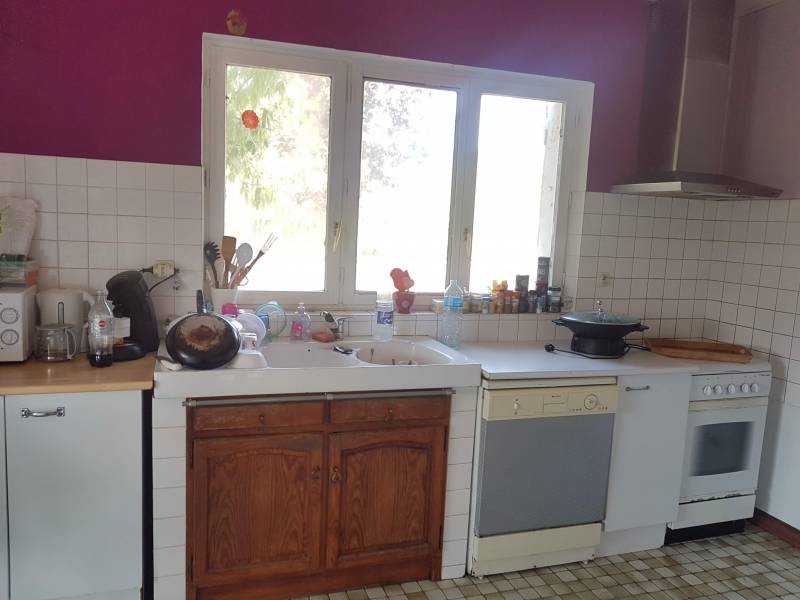 En vente maison de 160 m² avec un sous sol sur une parcelle de 3100 m² à Poses