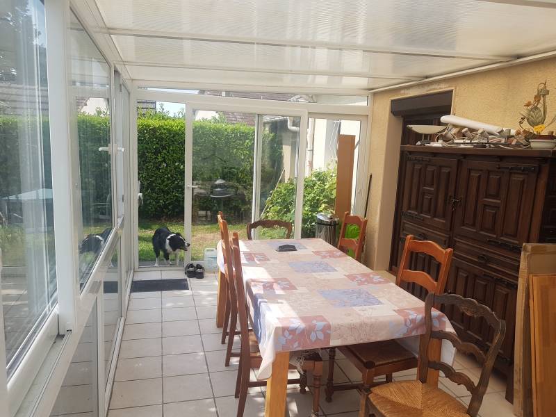 en vente maison plain pied 78 m² habitable avec véranda et 2 chambres à Louviers