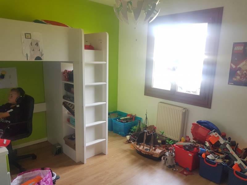 Vends maison plkain pied 78 m² habitbale avec un jardin et un garage à Louviers