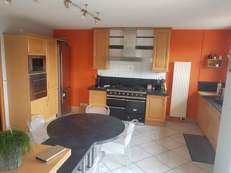 Vends maison en parfait état F6 avec 4 chambres et un jardin clos proce A13 sur la commune de Criquebeuf sur seine