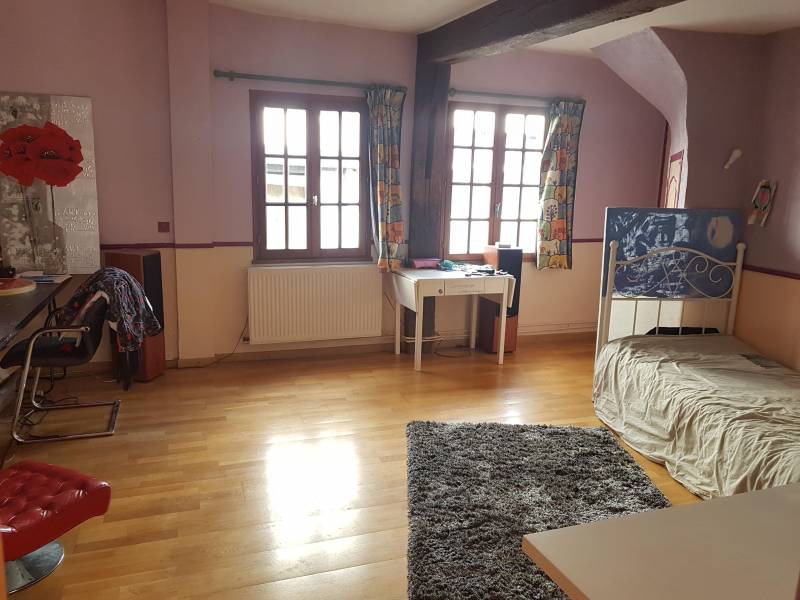 En vente maison ancienne 110 m² habitable à Pont de l'arche