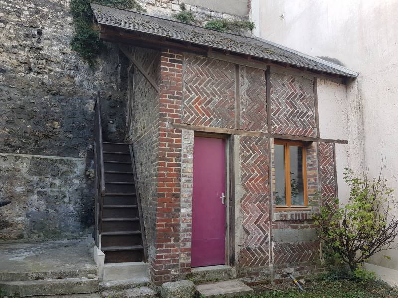 achetez une maison ancienne F4 avec dépendance et jardin sur la commune de Pont de l'Arche