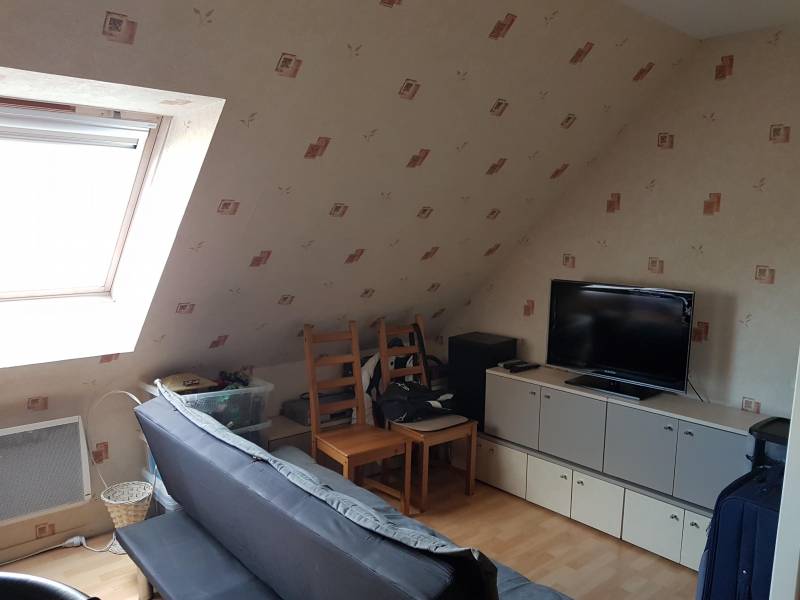 Achetez une maison de 17 m² habitable avec 4 chambres, bureau, garage et jardin à Val de Reuil