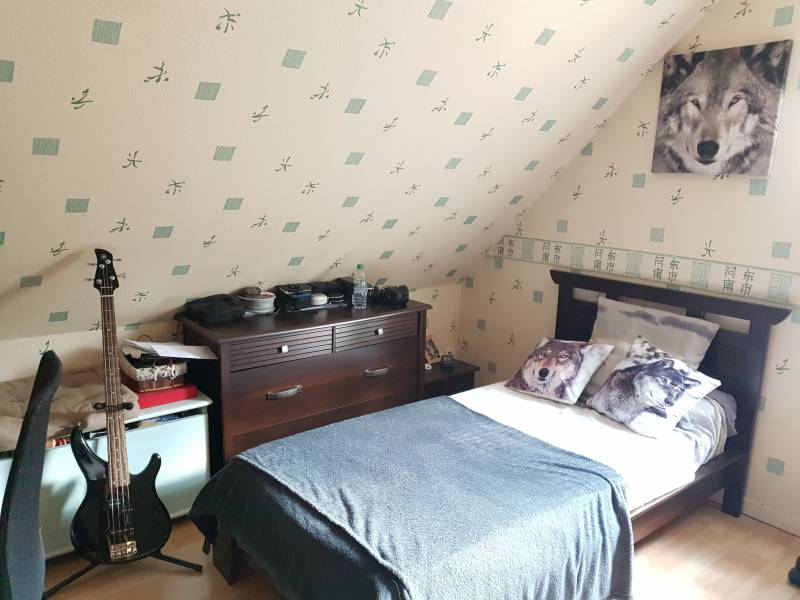 Vends maison avec 4 chambres dont 1 en rez de chaussée sur la commune de Val de Reuil (27100)