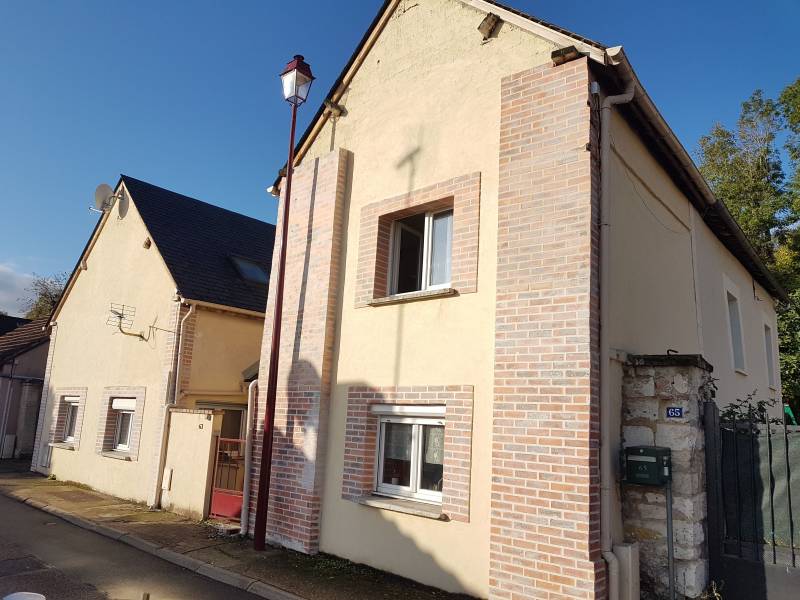 a vendre maiosn F4 louée sur la commune de Léry