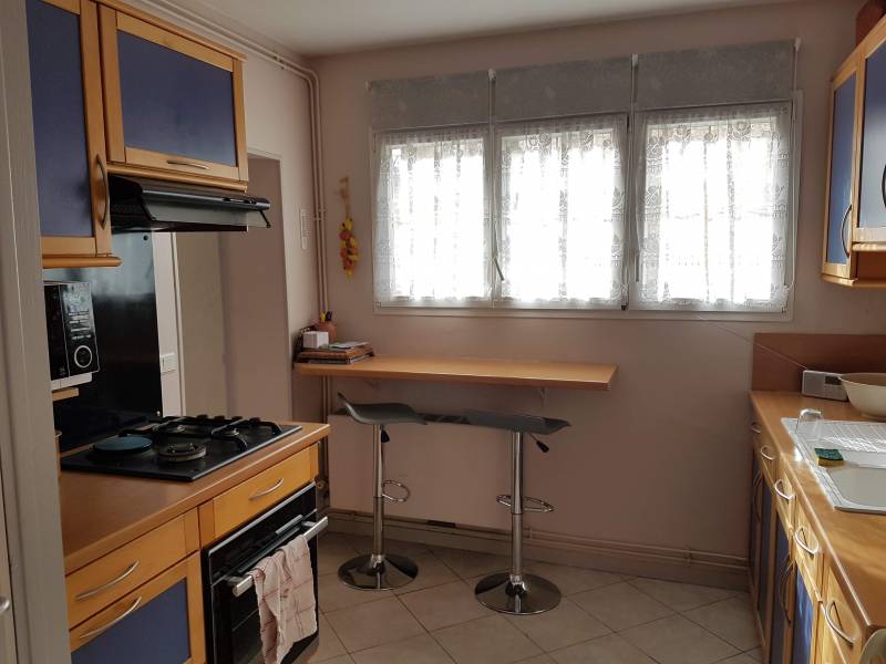 En vente maison F3 avec cuisine  équipée, 2 chambres garage et jardin à Louviers