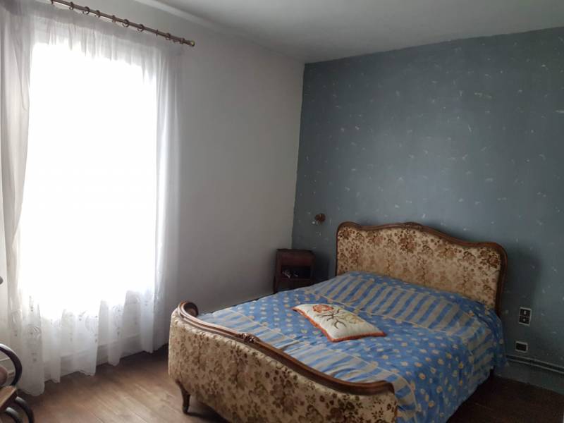 Achetez une maison proche du centre ville de Louviers en bon état de type F3 avec jardin clos sur la commune de Louviers